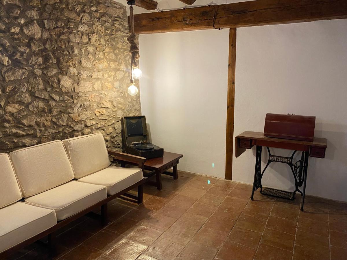 Masia La Perera Morella Exterior photo